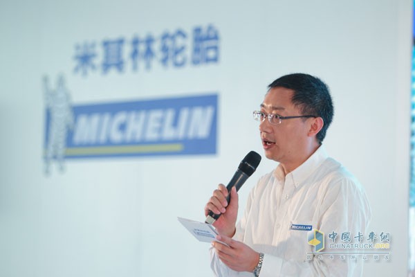 Mr. Zhang Zhen, Director of Brand and Communication Department of Michelin made a speech