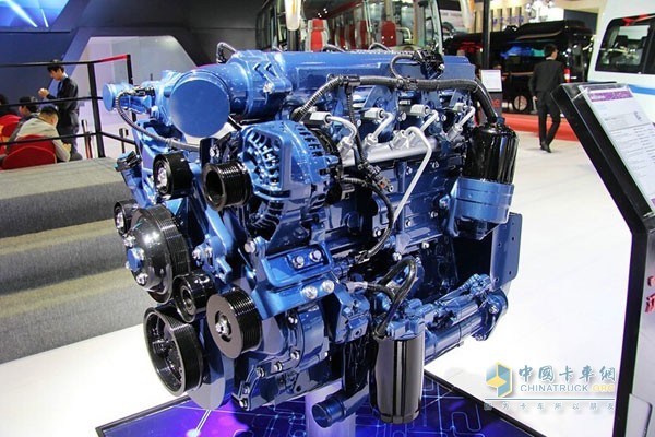 Jianghuai Navistar 4.8L Engine at Shanghai Auto Show