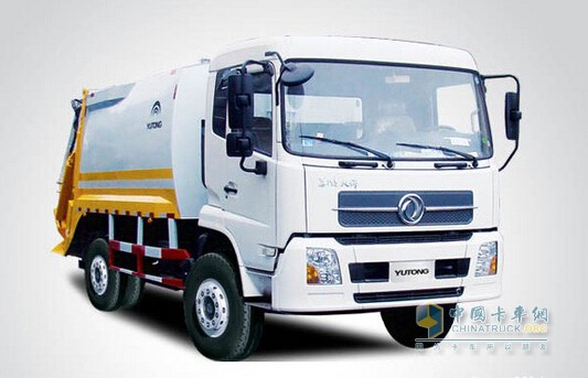 Yutong Heavy Industry compressed garbage truck passed acceptance