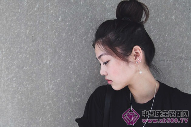 Olivia Yao Jewelleryå®¶çš„è€³é¥°