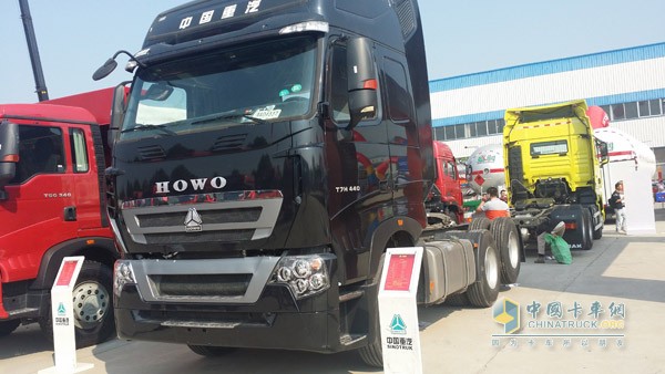 China National Heavy Duty Truck T7H