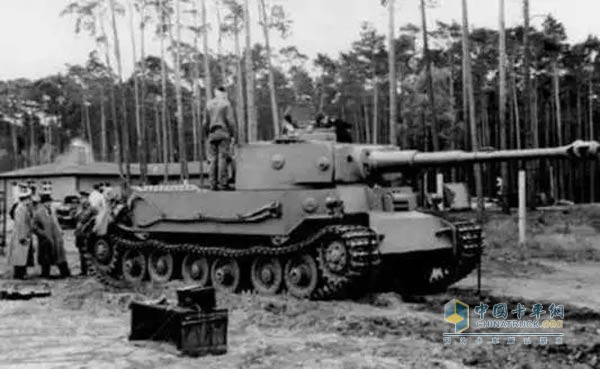 Tiger (P) Tank History Photo