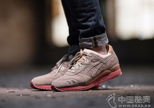 PACKER SHOES Ã— ASICS GEL LYTE IIIã€ŒDIRTY BUCKã€