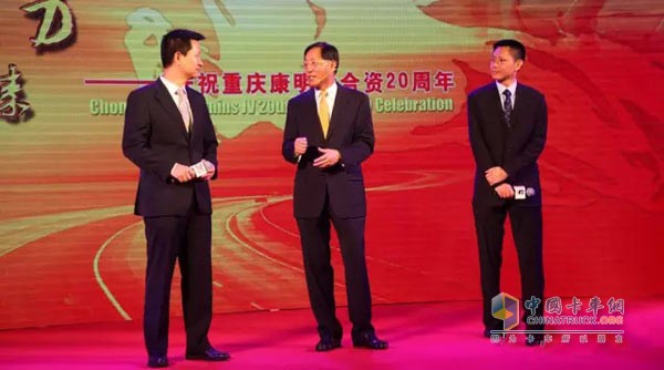 Shantui and Guangzhou Weineng were awarded the Core Partner Award as customer representatives