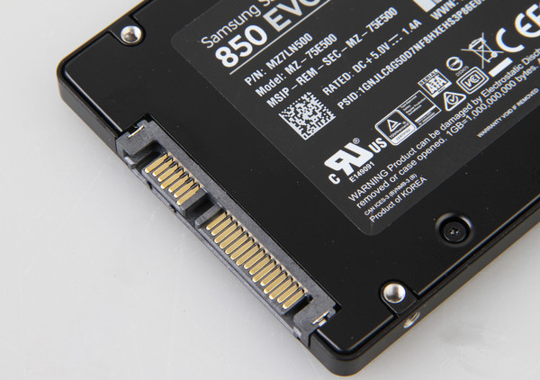 Not smaller than the hard disk capacity 4 hot 512GB SSD recommended