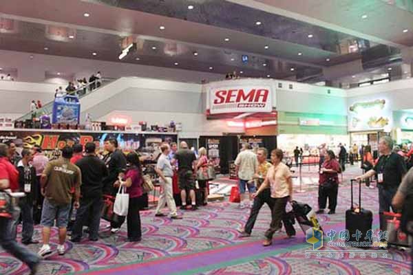 Why are Chinese companies keen to participate in U.S. SEMA exhibitions?