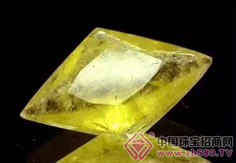 é’™éœžçŸ³