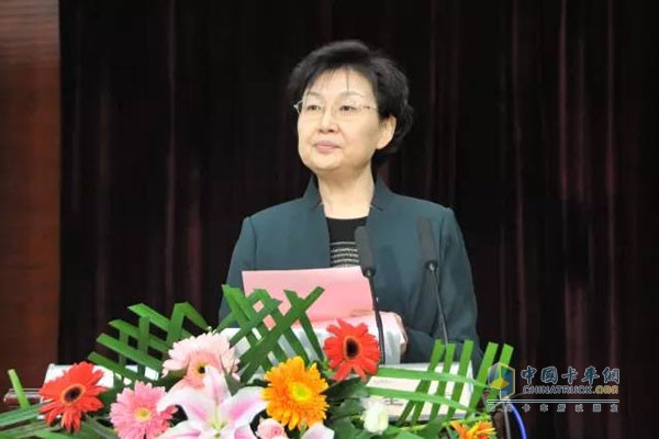 Secretary Hu Yan