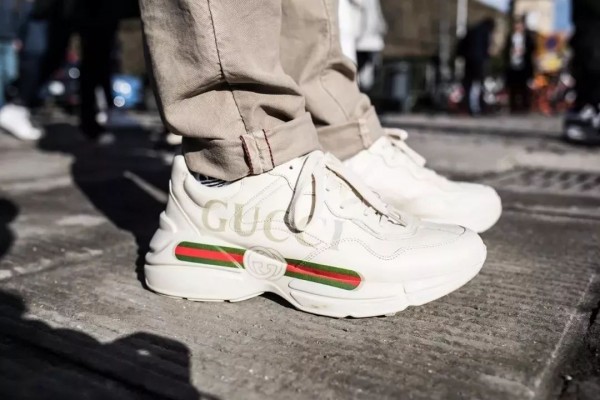 2019å¹´æ˜¥å¤©Sneakerså¿…ç« ä¸¹æ¯”å¥´éž‹å±¥â€œèœˆèš£ç²¾â€è¢«ç‹¬å® 