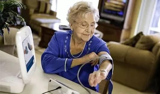 Smart Healthcare: The next main battlefield for wearables