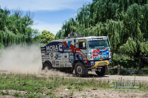 Dongfeng Cummins ISZ 13-liter engine powers Dakar off-road rally