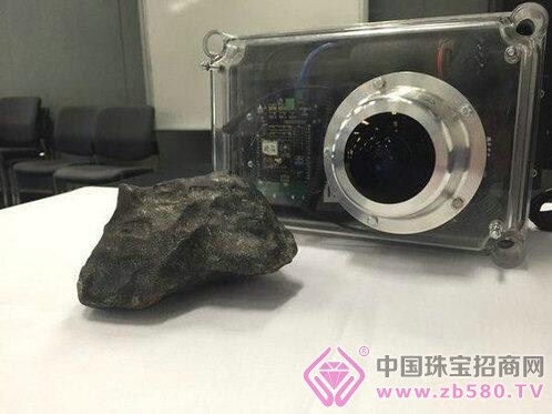 é™¨çŸ³