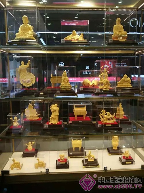 é»„é‡‘æ‘†ä»¶