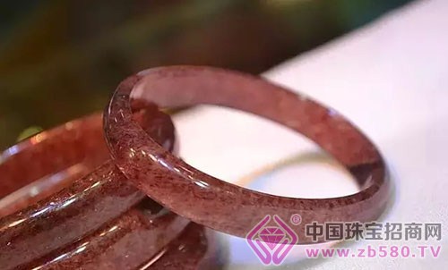 è‰èŽ“æ™¶