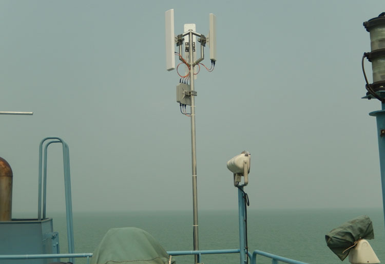 Marine ship wireless monitoring case