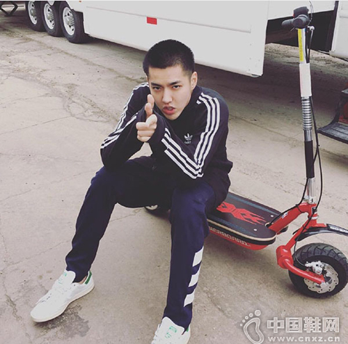 å´äº¦å‡¡