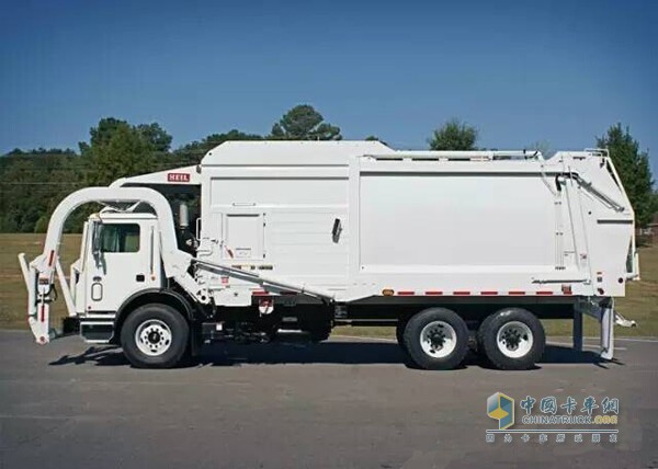 HEIL automatic garbage truck