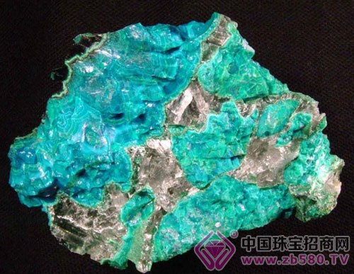 ç¡…å­”é›€çŸ³