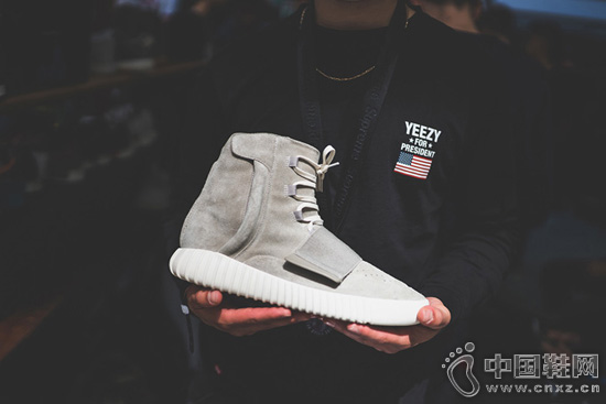 Adidas YEEZY 750 Boost â€œGreyâ€