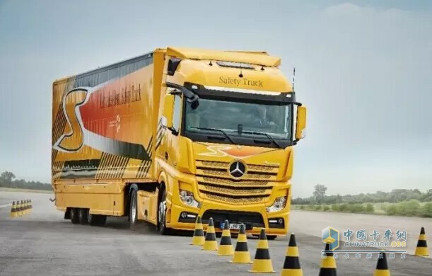 Mercedes-Benz truck equipped with a new brake assist system