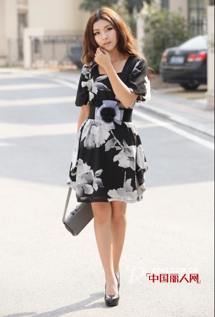 æ—¶é«¦è€ŒçŽ°ä»£çš„éƒ½å¸‚æ°”æ¯å’Œç”Ÿæœº è´žæ™ºç¾Žæ—¶å°šå•†åŠ¡å¥³è£…