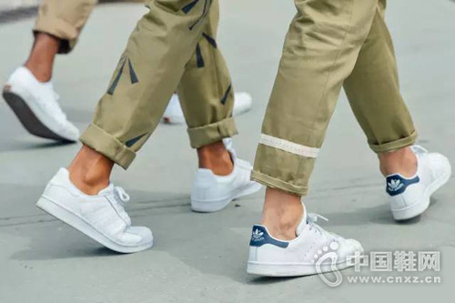 å…³äºŽçŸ­è…¿çš„é€†è¢­ï¼Œ ä¸€æ¡ä¹åˆ†è£¤å°±å¤Ÿäº†ã€‚