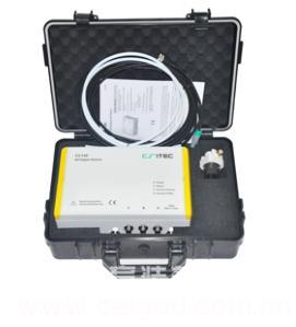 How to continuously monitor the residual oil content of flowing compressed air