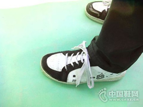 æœ¬ç½‘ï¼šéž‹å­å¤§äº†æ€Žä¹ˆåŠž æ•™ä½ å‡ æ‹›è½»æ¾å®žç”¨æ–¹æ³•