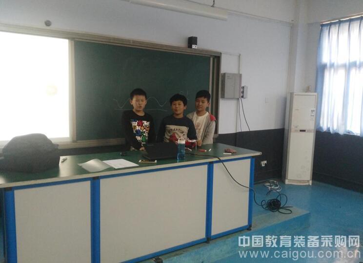 Bit Lab "send class to school" activities into Jinhua Primary School