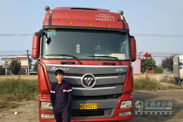 Over the years, Wei Kai and Foton Daimler Auman truck have come along.