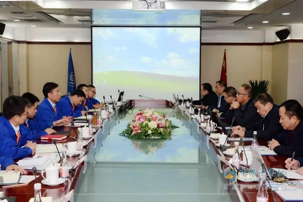 Zhang Zu, Party Secretary of Dongfeng Commercial Vehicle Company, visits Fast