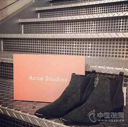 ä»Šå¹´æœ€å€¼å¾—ä¹°çš„å•å“å½“ç„¶æ˜¯ä¸€åŒå¾ˆå¥½çœ‹çš„çŸ­é´