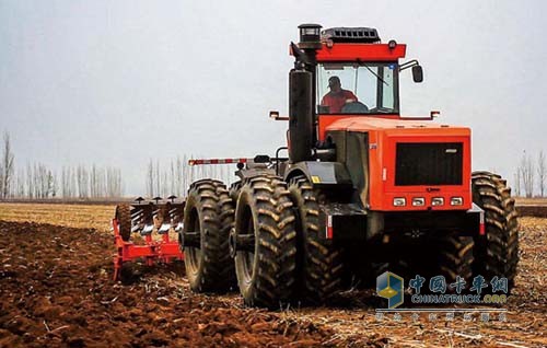 Weichai WP12 high-powered engine tractor for autumn harvest