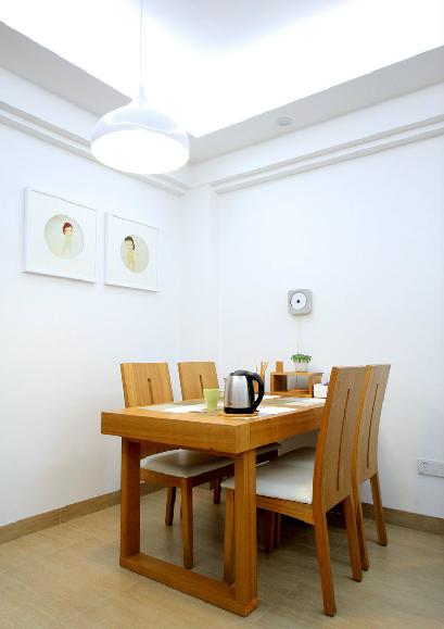 Fast-paced urban life, space for the pursuit of a quiet urbanite