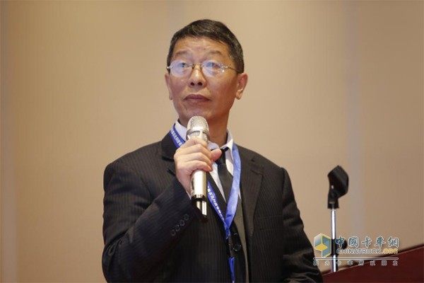 Sinopec quality management expert and senior engineer Tang Deshou