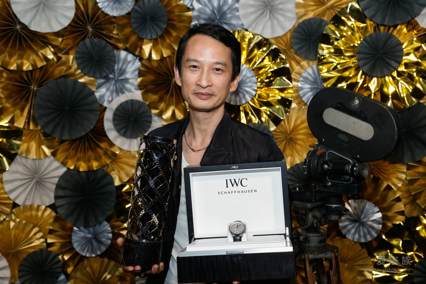 IWC Managing Director Joe Chisi, brand ambassador James Marsden to the Vietnamese French director Chen Yingxiong awards