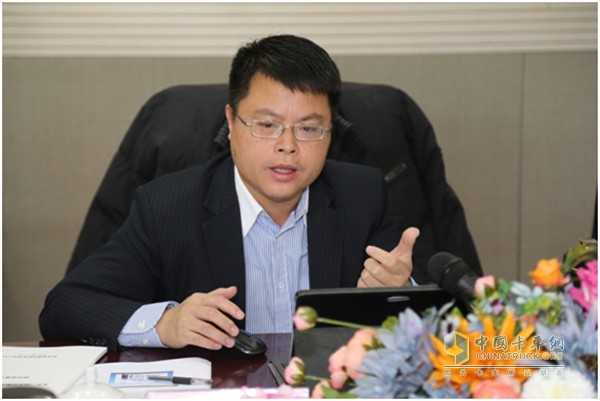 Dean of the Yinlong New Energy Battery Research Institute Cai Huiqun explains the lithium titanate technology in detail