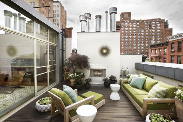 This kind of balcony terrace design instantly makes life full of beautiful