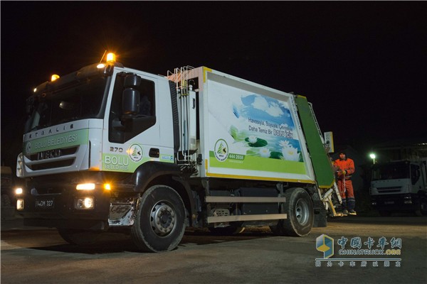 Iveco Stralis CNG garbage truck