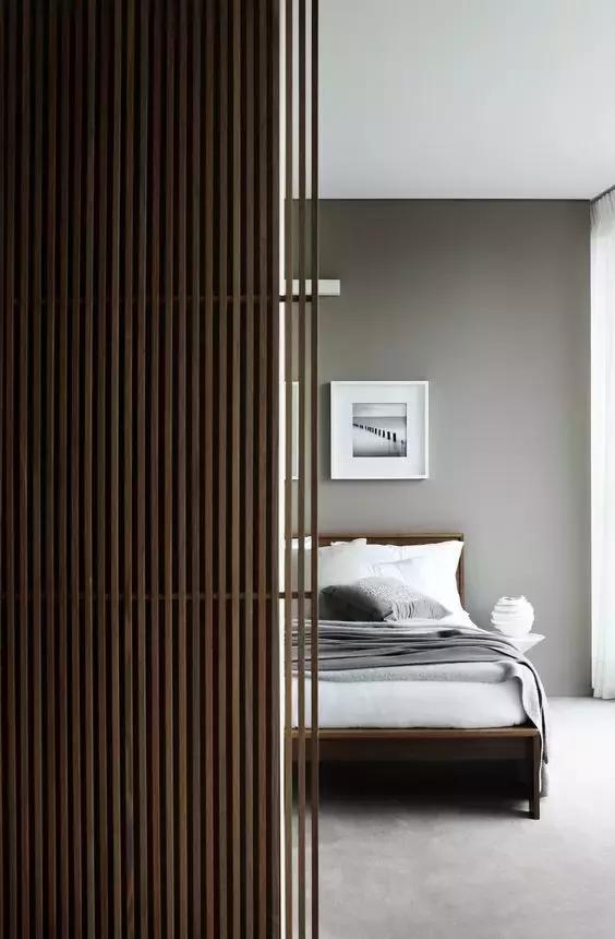 Minimalistic decorative techniques