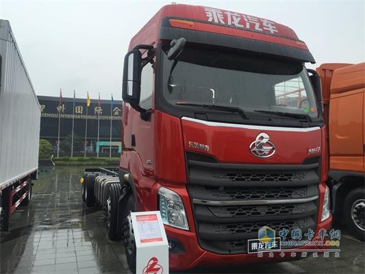 Dongfeng Liuzhou Dragon H7 8Ã—4 Chassis with the standard of Conway's wheels