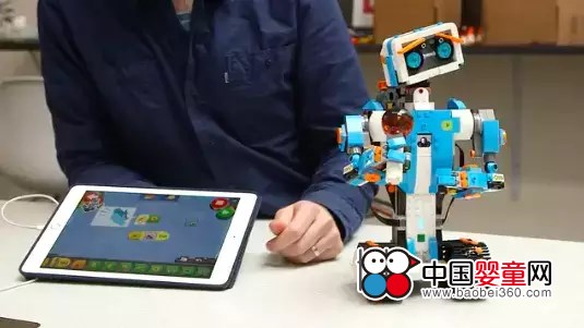 At the 2017 CES show, a Lego robot makes children feel programming