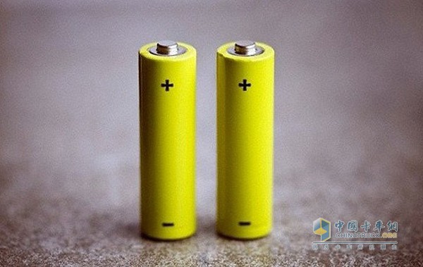 Three yuan lithium battery