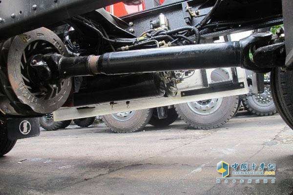 Truck assembly hydraulic retarder