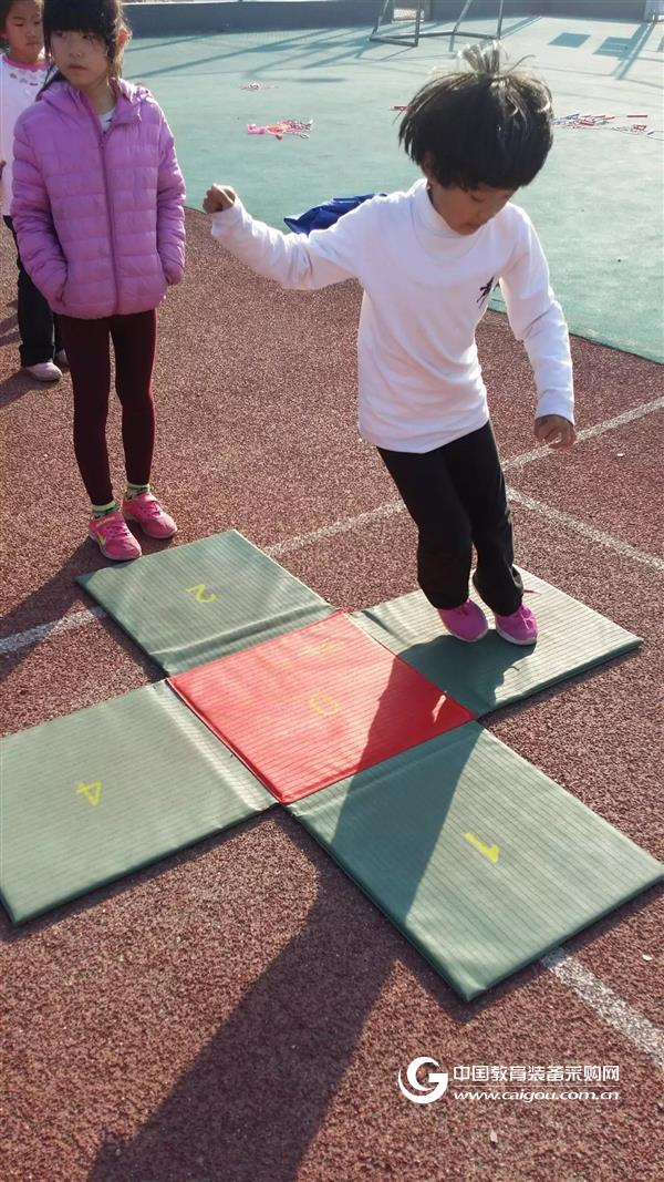 Children's fun track and field to help Beijing "high participation" project