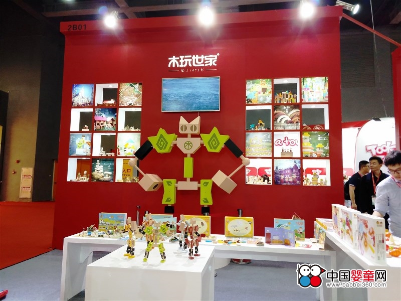 Wood play family with new products unveiled at Guangzhou International Toys and Models Exhibition