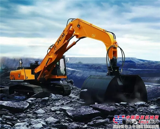 Speed â€‹â€‹& passion, mountain excavator is this fan!