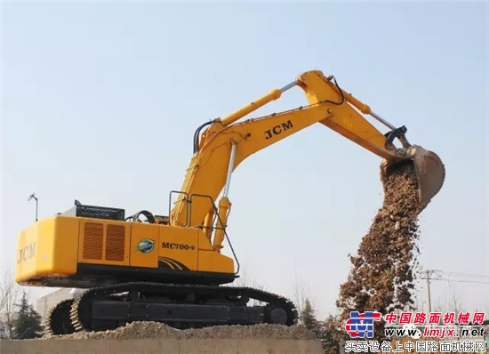 Speed â€‹â€‹& passion, mountain excavator is this fan!