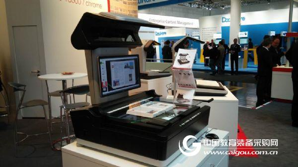 Ancient books scanner to create a new idea of ​​digitalization of ancient books