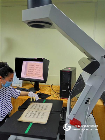 Ancient books and magazines scanner: boosting the realization of the great rejuvenation "Chinese dream"